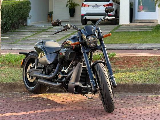 HARLEY-DAVIDSON SOFTAIL FXDR 114 HARLEY-DAVIDSON SOFTAIL FXDR 114